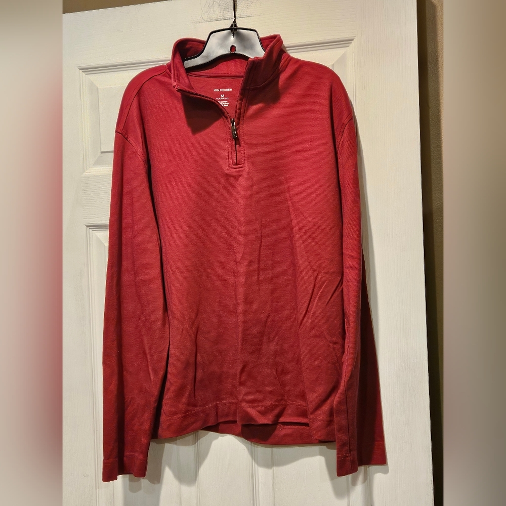 VAN HEUSEN HALF ZIP PULLOVER